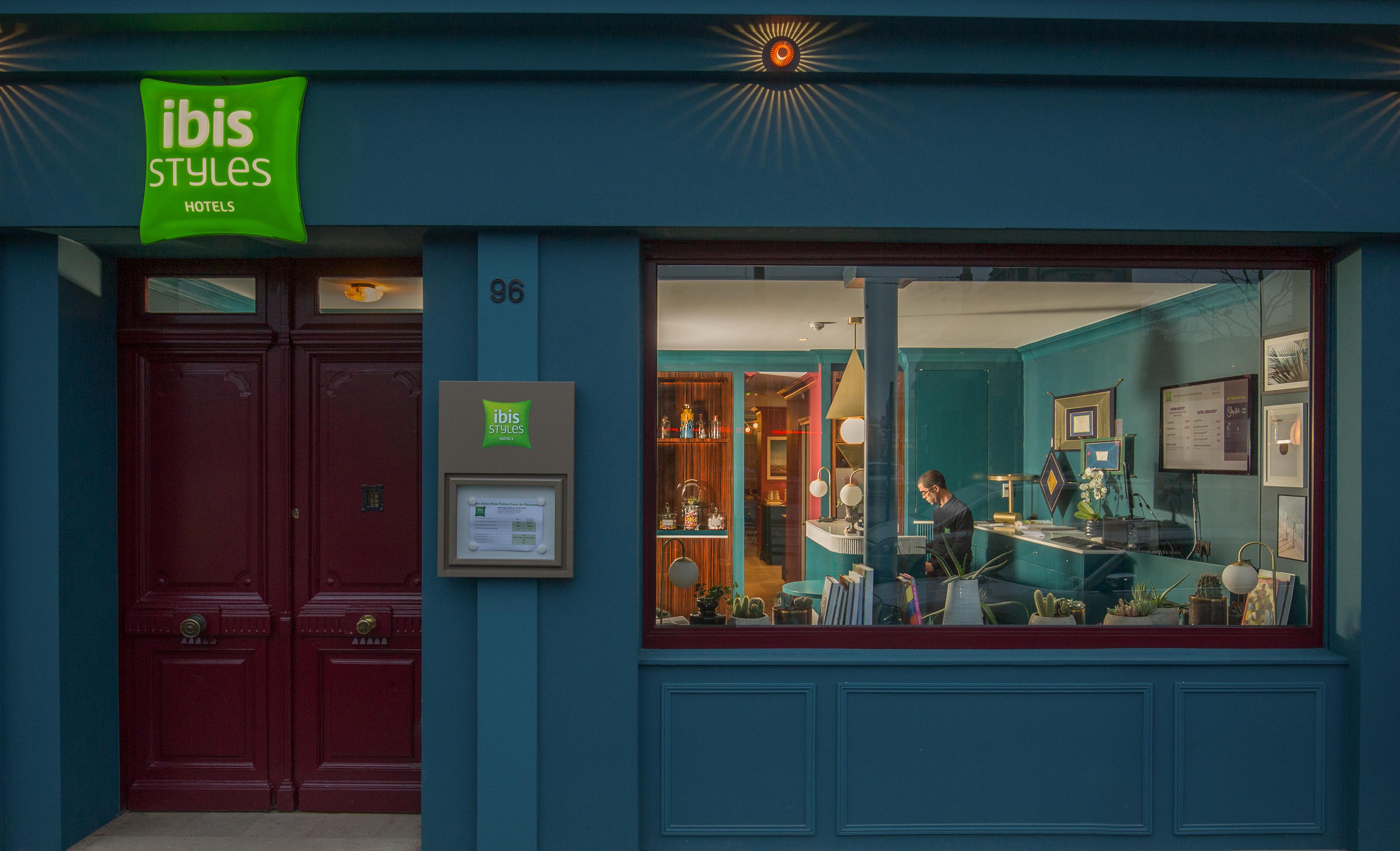 Ibis Styles Paris Nation Cours De Vincennes Hotel Exterior photo